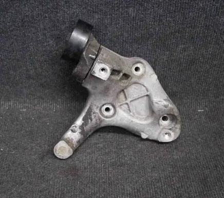 Volkswagen Golf VI Other engine bay part