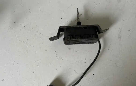 Volvo S60 Headlight wiper motor 0390206219 8620959