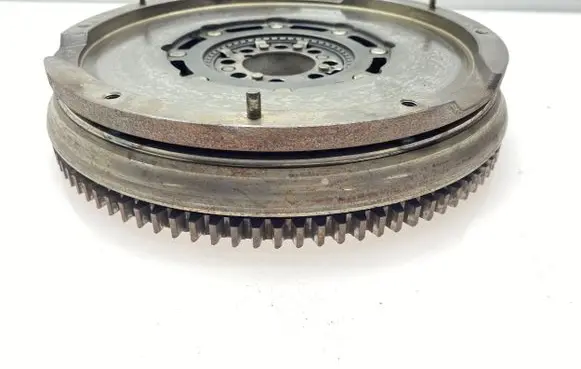 Toyota Auris 150 Dual mass flywheel 
