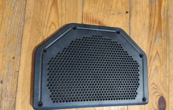 BMW 3 E92 E93 Subwoofer grill/trim 6925337
