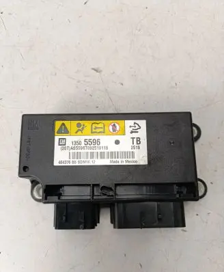 Opel Insignia A Airbag control unit/module 13505596