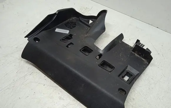 BMW 5 F10 F11 Dashboard lower bottom trim panel 10822910