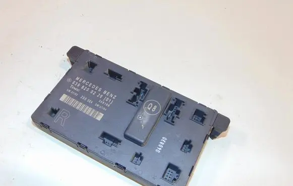 Mercedes-Benz Vito Viano W639 Door control unit/module A6398200226 A6398200326