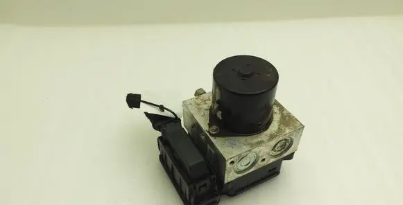 Opel Insignia A ABS Pump 13313805 16817009