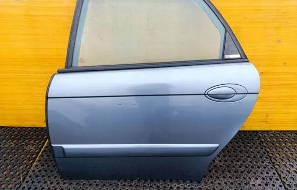 Citroen C5 Rear door