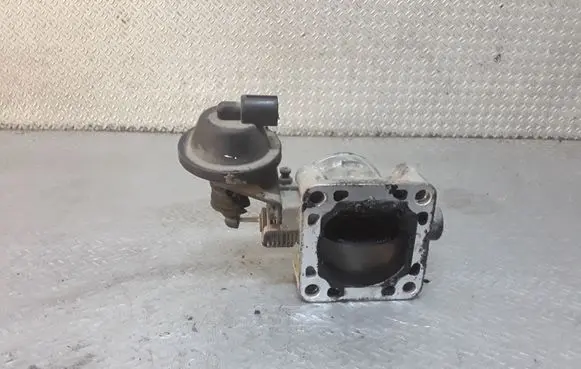 Hyundai i30 Engine shut-off valve 