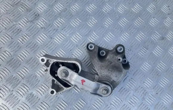 Mercedes-Benz GLA W156 X156 Engine mount vacuum valve A2462400809