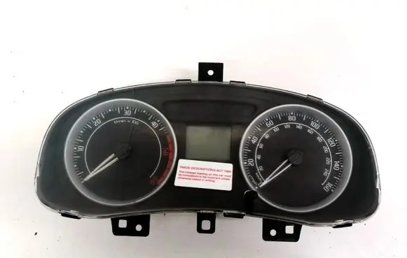 Skoda Fabia Mk1 (6Y) Speedometer (instrument cluster) 5J0920910C