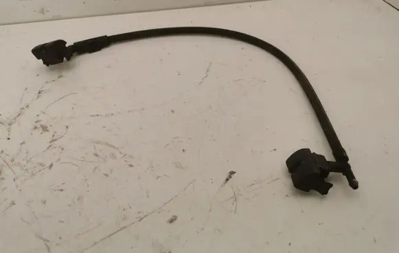 BMW 3 E46 Windshield washer spray nozzle 8374368 61668374368 8374367