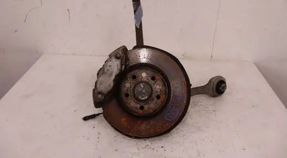 Mercedes-Benz CLS C219 Front wheel hub spindle knuckle