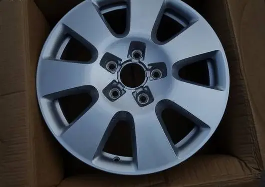 Audi Q7 4L R18 alloy rim 4L0601025AF