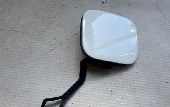 Dacia Sandero III Front tow hook cap/cover 511801210R