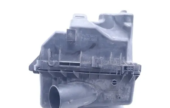 Air filter box