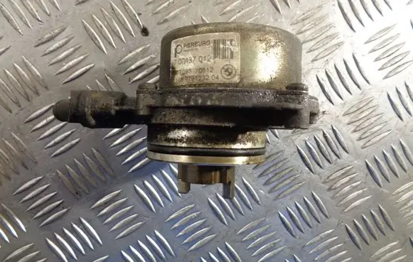 BMW 5 E60 E61 Vacuum pump 7791232 1166779123204 700437012