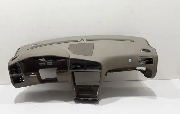 Volvo V70 Dashboard 39875304