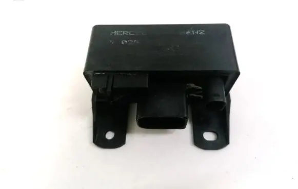 Mercedes-Benz A W168 Glow plug pre-heat relay