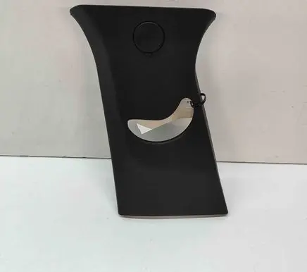 (B) pillar trim (bottom)