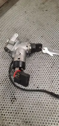 Mercedes-Benz Sprinter W906 Ignition lock A0005458108