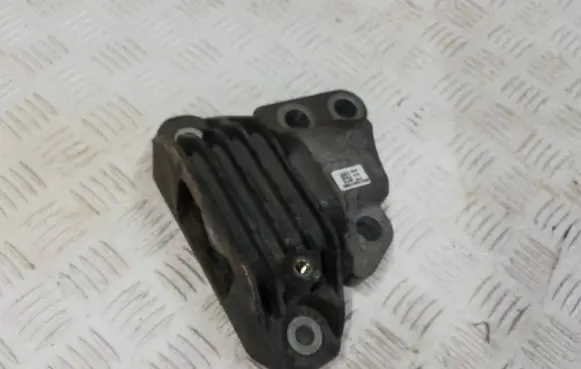 Fiat 500X Engine mount bracket 00519997550