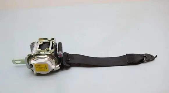 BMW 5 G60 G61 Rear seatbelt 5A54E03