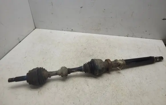 Mitsubishi Carisma Front driveshaft MR912136