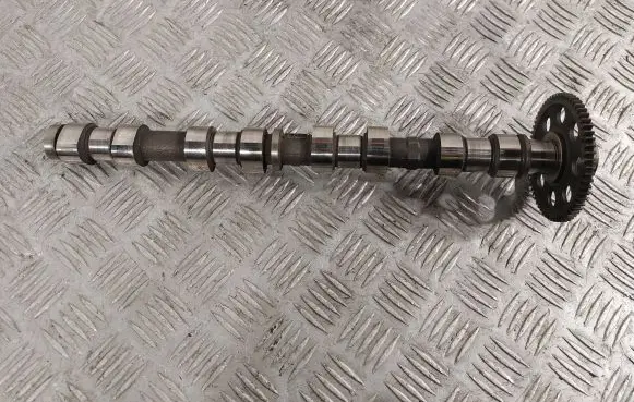 Toyota Corolla Verso AR10 Camshaft 135010R010
