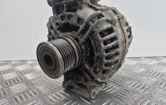 Mercedes-Benz Vito Viano W639 Generator/alternator 0141542702 14V65120A