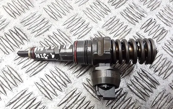 Seat Alhambra (Mk1) Fuel injector 038130073AR 0414720214