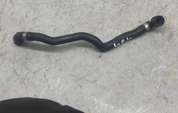 BMW 5 GT F07 Engine coolant pipe/hose 17127592645 7592645