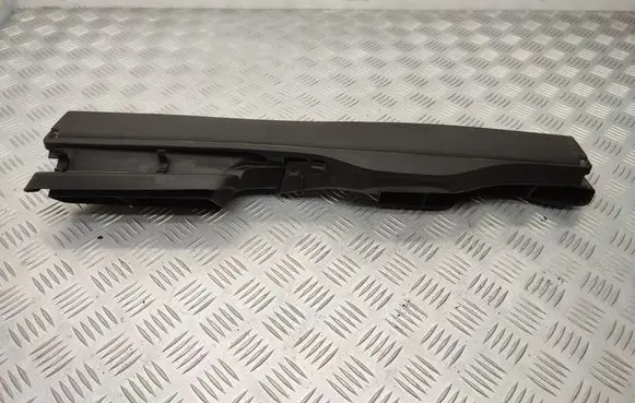 Skoda Octavia Mk3 (5E) Intercooler air guide/duct channel 5Q0129254B