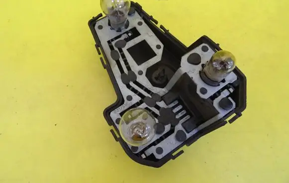 Seat Alhambra (Mk1) Tail light bulb cover holder 7M0945257