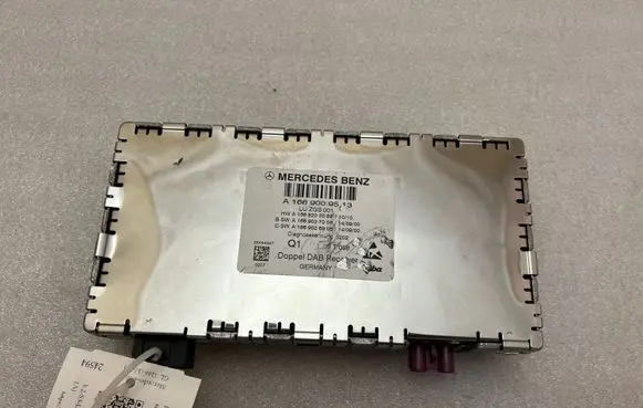 Mercedes-Benz GL X166 Radio/CD/DVD/GPS head unit A1669009513