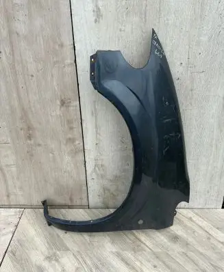 Chrysler Grand Voyager IV Fender
