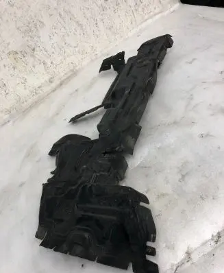 Opel Grandland X Intercooler air guide/duct channel Yp00027980