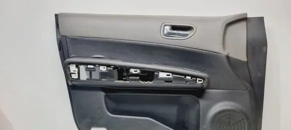 Nissan X-Trail T31 Front door card panel trim 80911JG00A 80977JG00A