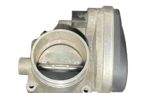 BMW 5 E39 Throttle valve 7502444 13547502444