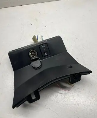 Nissan X-Trail T32 Panel trim 681044CC0A4CE0A 681T14CC0A4CE0A 681044CC0A