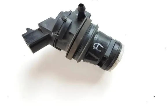 Toyota Prius+ (ZVW40) Windscreen/windshield washer pump 8533047010 0602105720