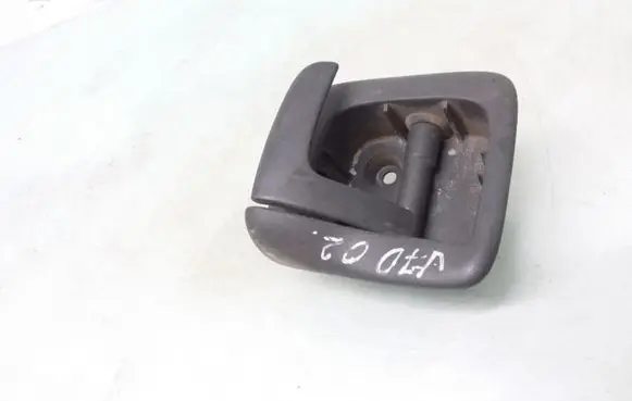 Volvo XC70 Engine bonnet (hood) release handle 8650740