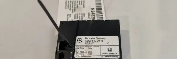 Mercedes-Benz S W220 Central body control module A2205402845