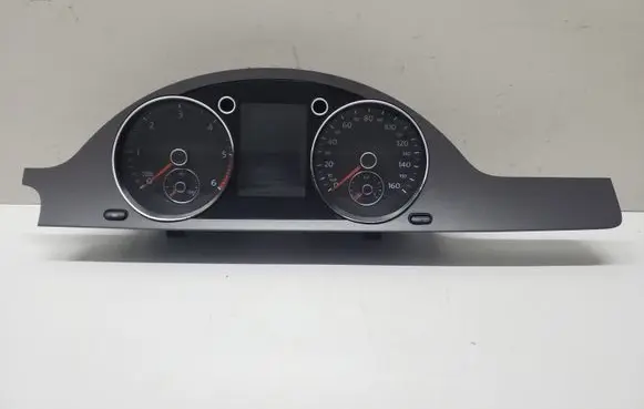 Volkswagen PASSAT B6 Speedometer (instrument cluster) 3C0920972J
