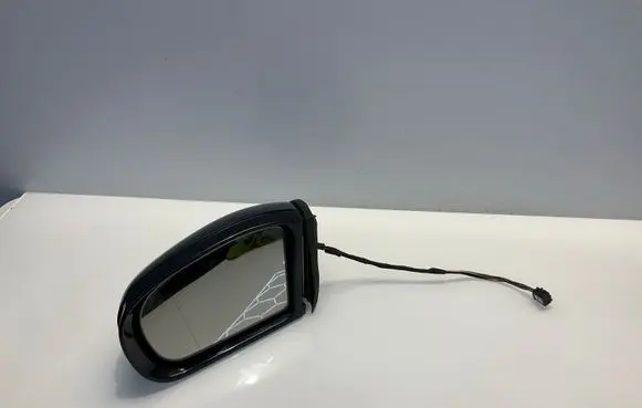 Mercedes-Benz C W203 Front door electric wing mirror