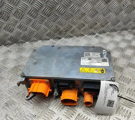 Mercedes-Benz EQA Voltage converter inverter A0100077999 A0009000650