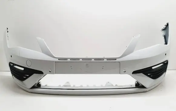 Seat Leon (5F) Front bumper