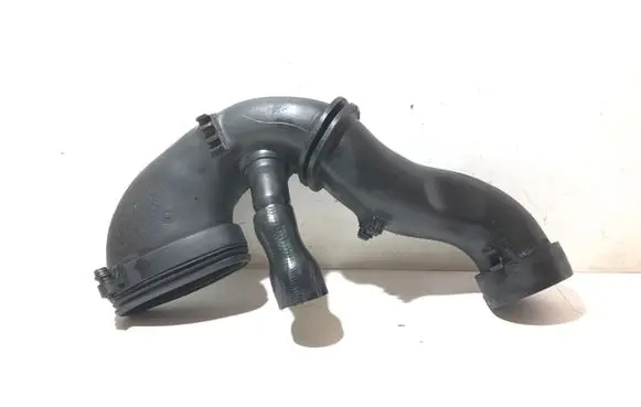 BMW 5 E60 E61 Turbo air intake inlet pipe/hose 7794172
