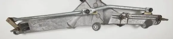 Mercedes-Benz S W220 Front wiper linkage and motor 0390241435