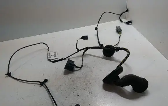 Ford Mondeo Mk III Front door wiring loom 1S7T14K138BF