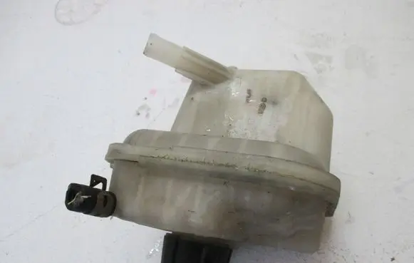 Nissan Qashqai Coolant expansion tank/reservoir 21711JD508