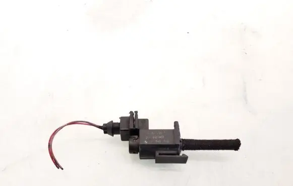 BMW 5 E39 Turbo solenoid valve 1742712