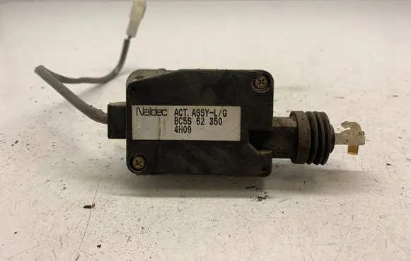 Mazda 323 F Central locking motor BC5S62350